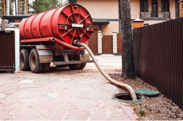 Quy trình hút bể phốt nhanh an toàn và hiệu quả