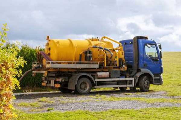 Lời khuyên khi lựa chọn dịch vụ hút bể phốt